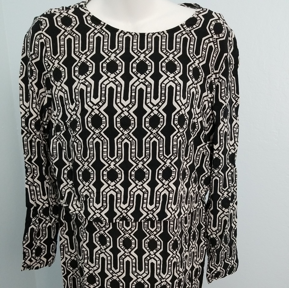 H&M Black & White Geometric Print Dress 92320-5D6 - Picture 1 of 6